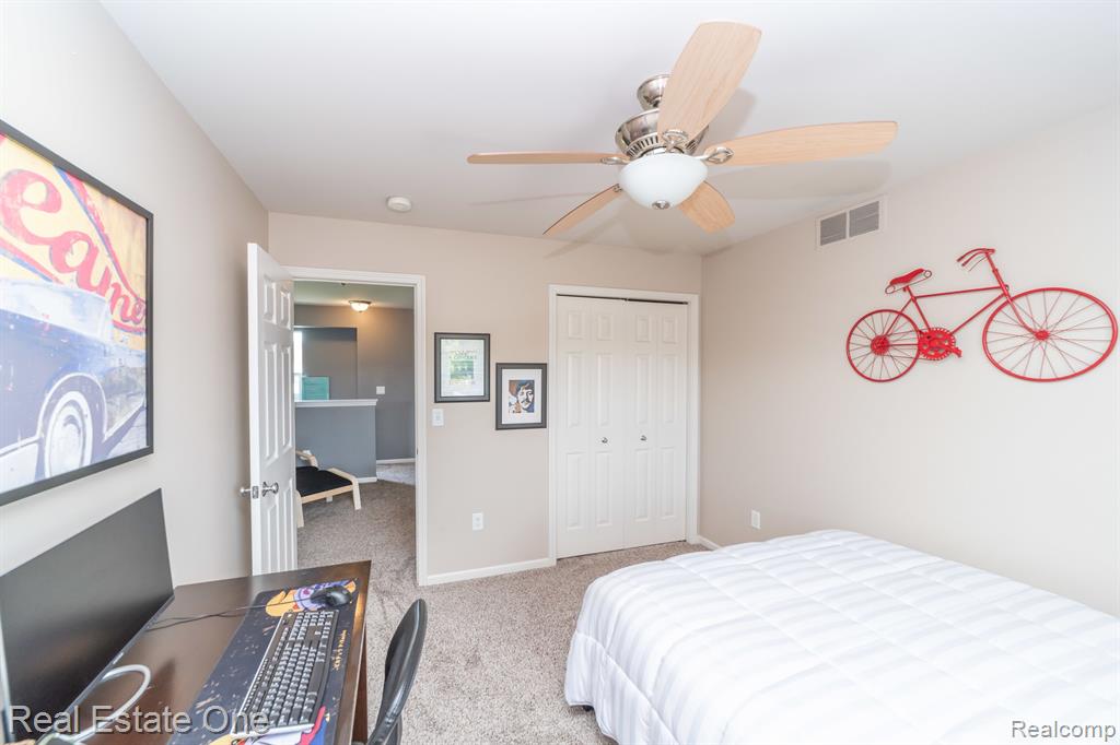 4433 JORDAN Drive, Grand Blanc, MI 48439 — Photo 36