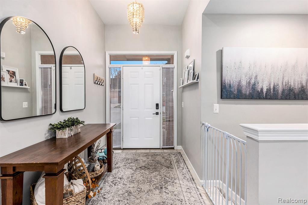 38846 Hampton Court, Harrison Township, MI — Photo 6