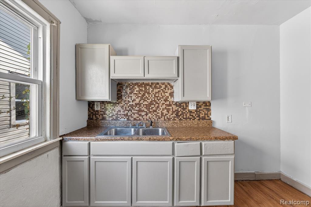 14052 Northlawn Street, Detroit, MI 48238 — Photo 36
