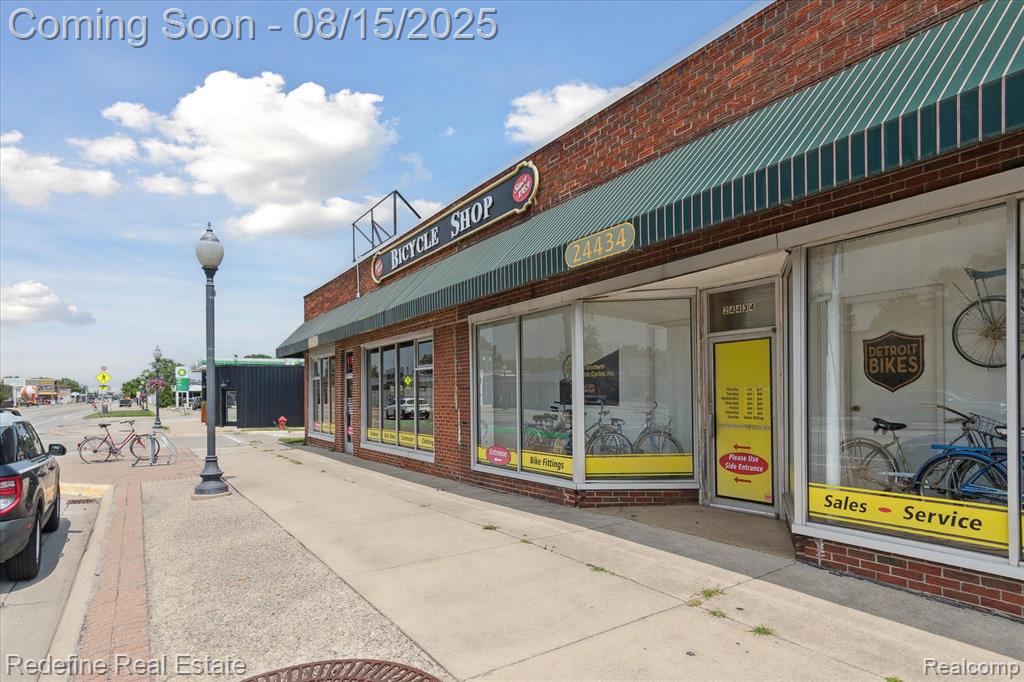 403 Jeff Keeton Drive, Hazel Park, MI 48030 — Photo 36