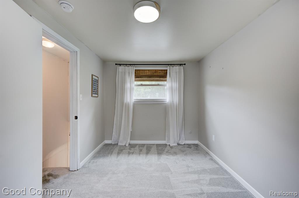 50210 Cedargrove Road, Shelby Twp, MI 48317 — Photo 45