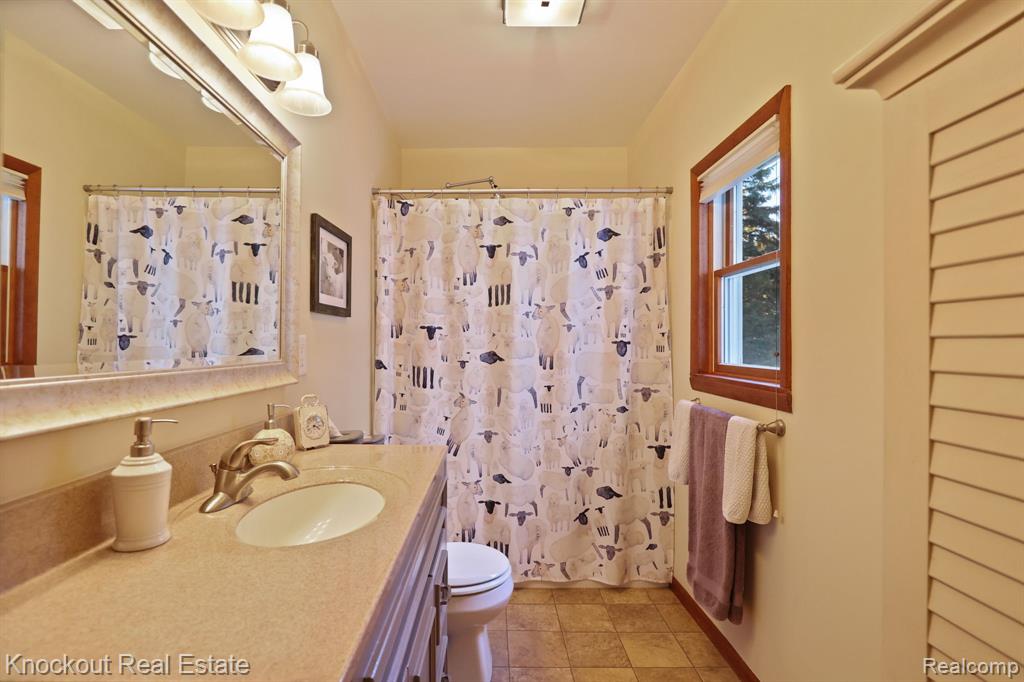 8980 E Curtis Road, Frankenmuth, MI 48734 — Photo 22