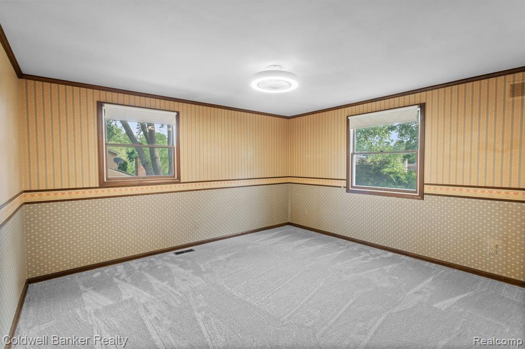 16235 WINCHESTER Drive, Northville, MI 48168 — Photo 37