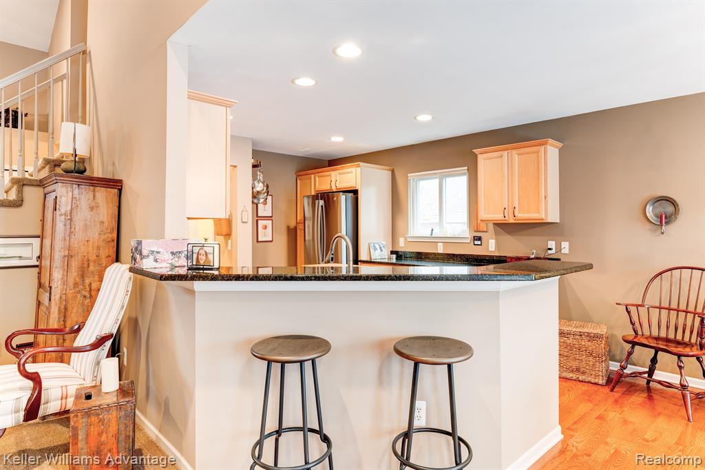 40807 Lenox Park Drive, Novi, MI 48377 — Photo 12