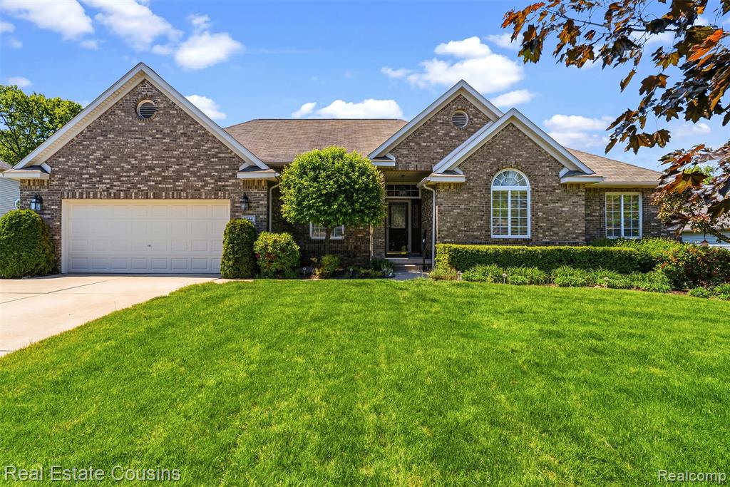 4344 Oak Tree Court, Fenton, MI 48430 — Photo 31
