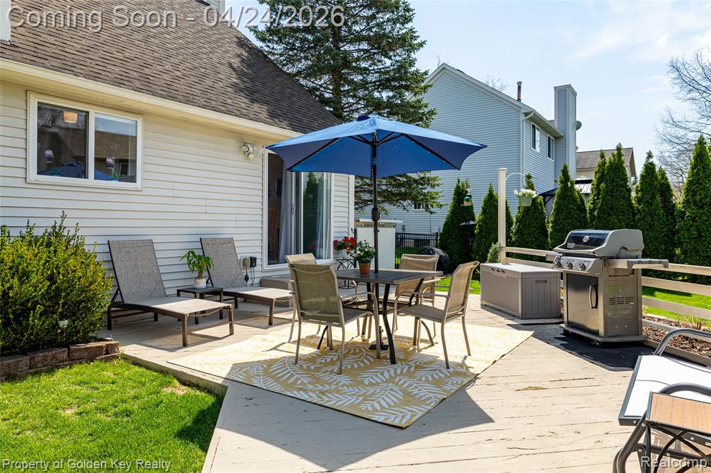 403 S Pine Creek Court, Waterford, MI 48327 — Photo 5