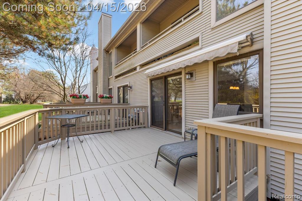 630 Ashley Circle, Rochester Hills, MI 48307 — Photo 21