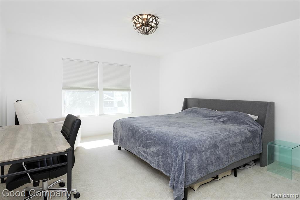 707 GOLF Avenue, Royal Oak, MI 48073 — Photo 33