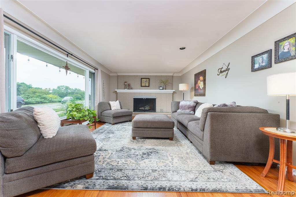 18999 Weller Road, Gregory, MI 48137 — Photo 8