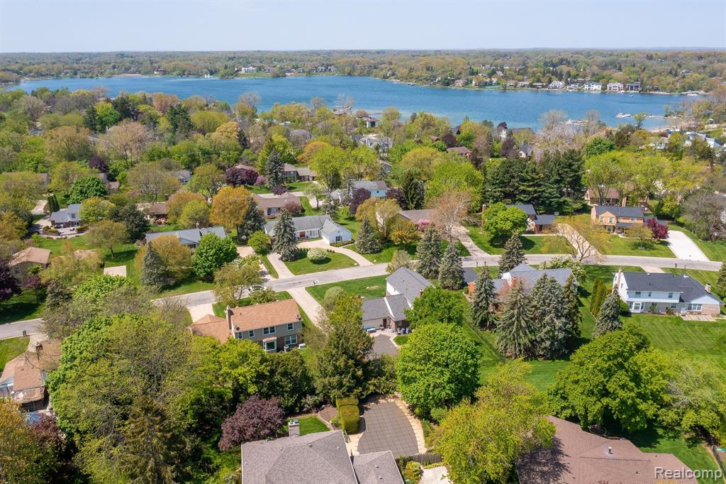 5389 Vincennes Drive, Bloomfield Hills, MI 48302 — Photo 6