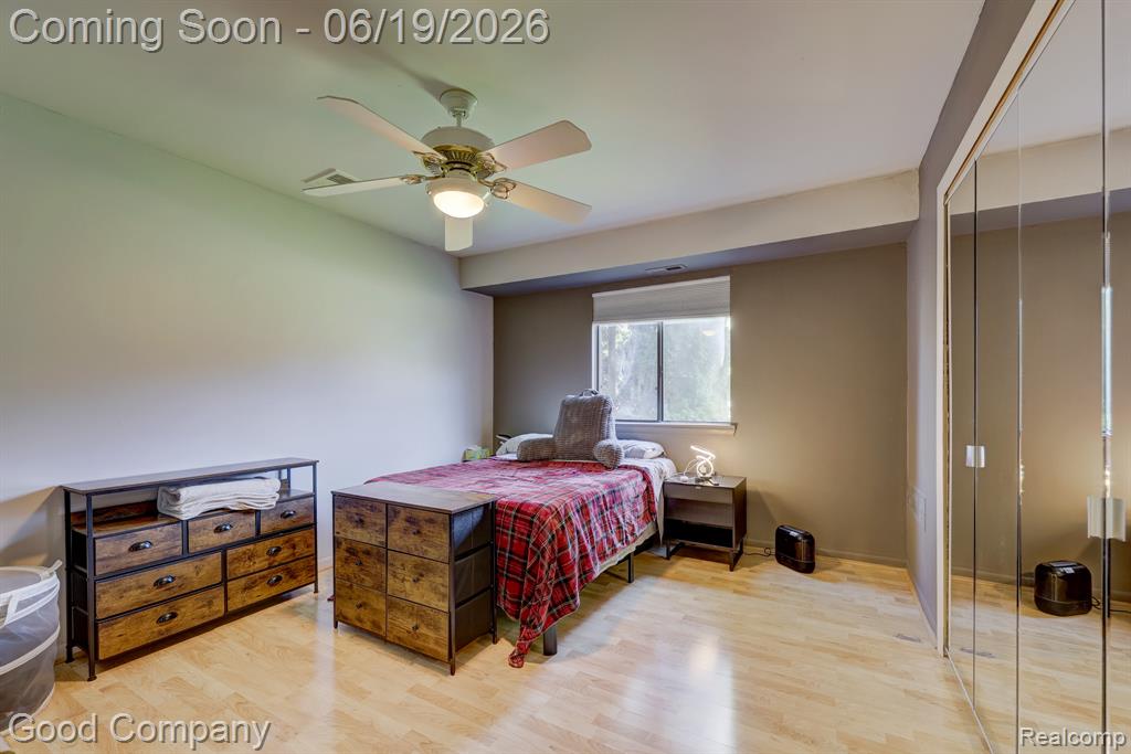 43244 Mound Road, 2, Sterling Heights, MI 48314 — Photo 15