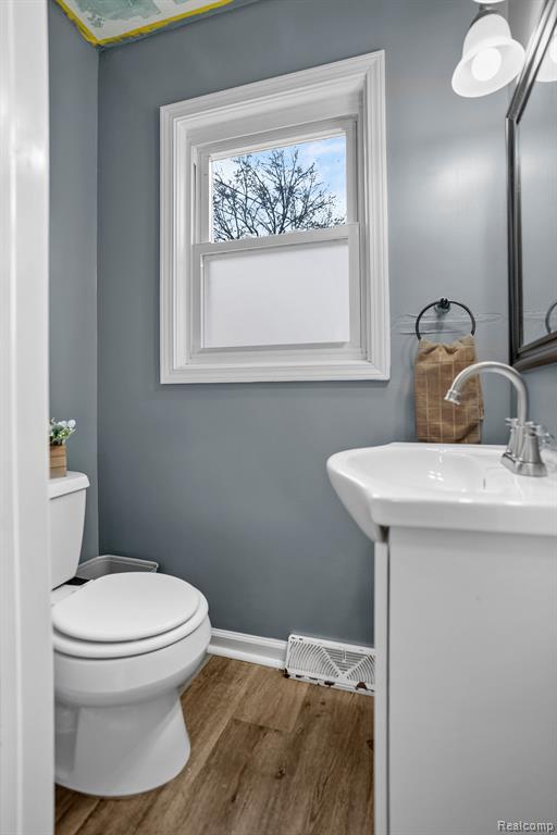5084 DALY Boulevard, Flint, MI 48506 — Photo 41