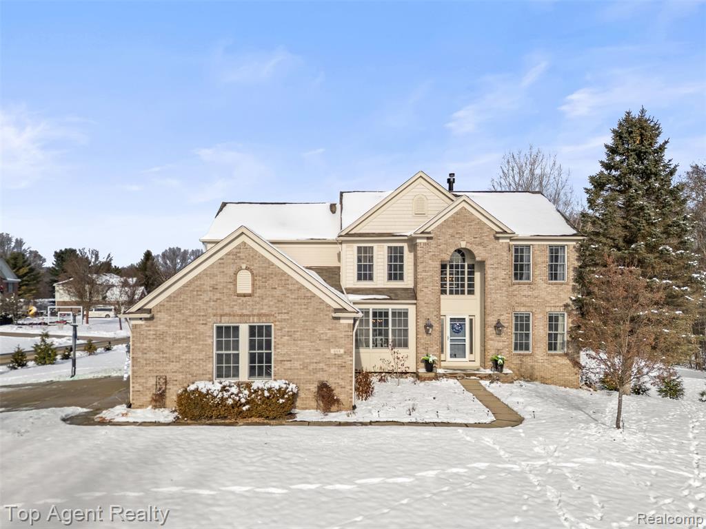668 Berridge Circle, Lake Orion, MI — Photo 52