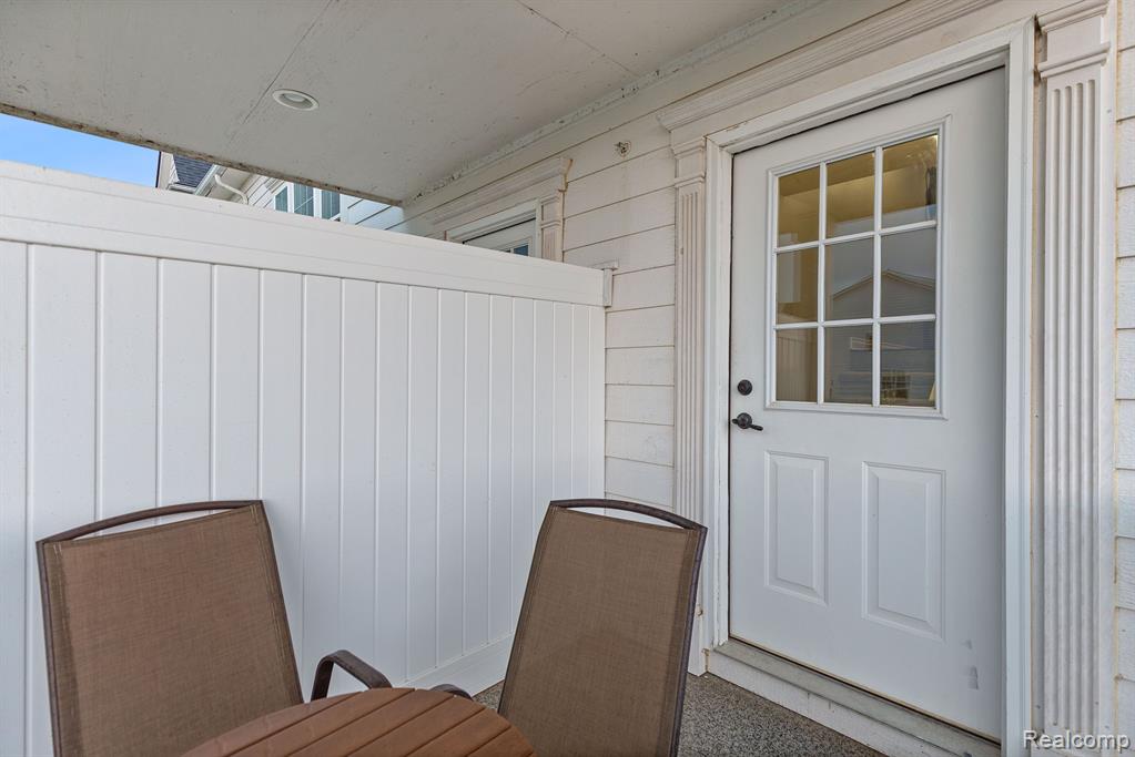53743 CHAMPLAIN Street, Macomb, MI 48042 — Photo 32