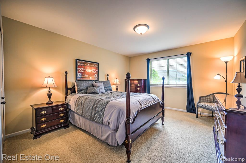 52689 Aspen Drive, South Lyon, MI 48178 — Photo 34