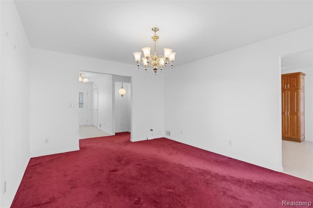 2363 Willowdale Drive, Burton, MI 48509 — Photo 15