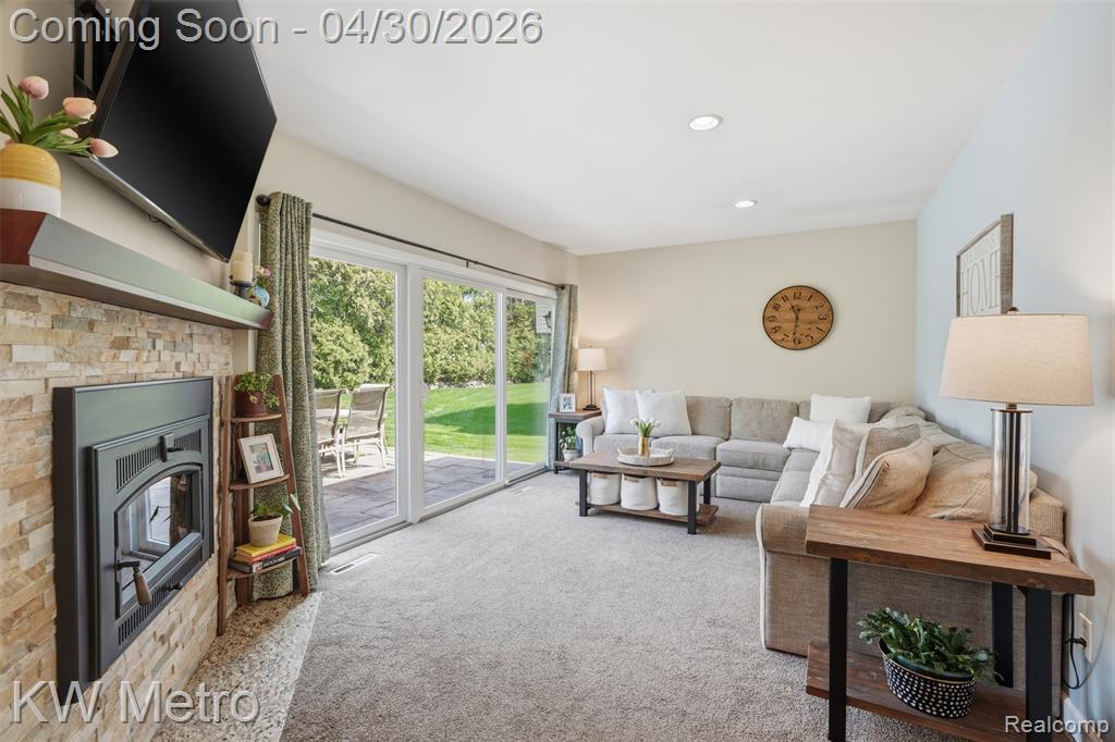 34180 Schulte Drive, Farmington, MI 48335 — Photo 15
