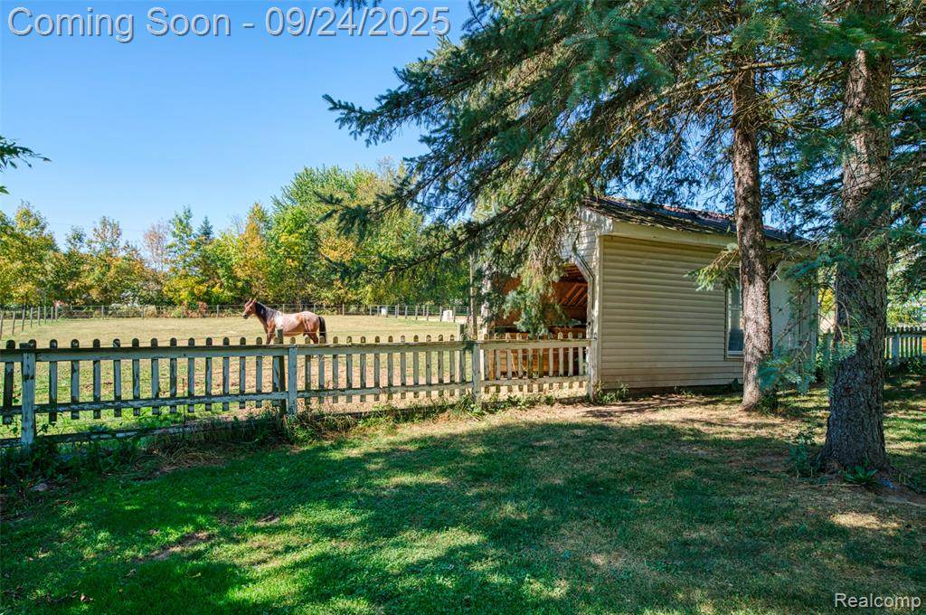9511 W Allen Road, Fowlerville, MI 48836 — Photo 70
