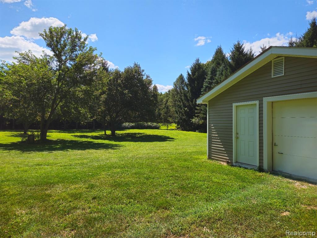 9750 Whitmore Lake Road, Brighton, MI 48116 — Photo 3