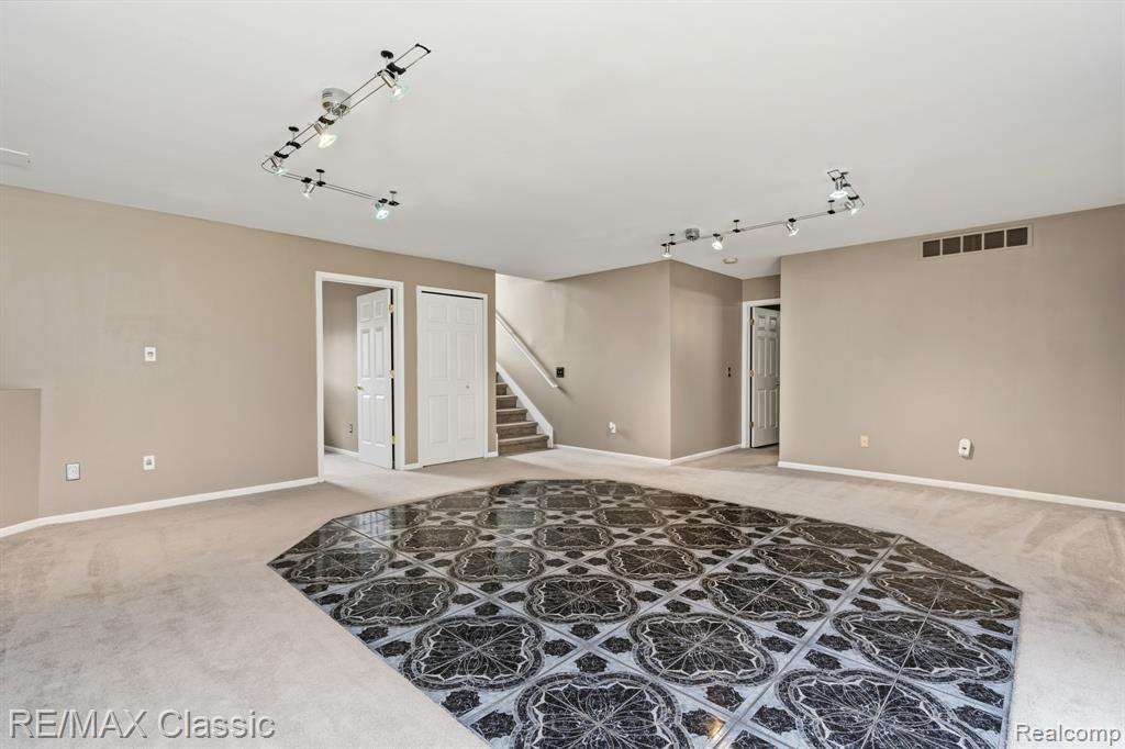 7165 Amanda Drive, Van Buren, MI 48111 — Photo 37