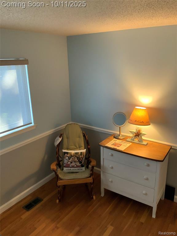 9130 E Bassett Court, Livonia, MI 48150 — Photo 16