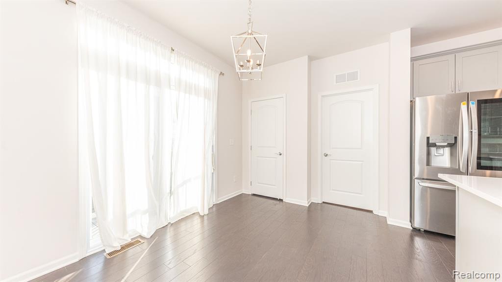 49685 LANTERN Way, Canton, MI 48188 — Photo 8