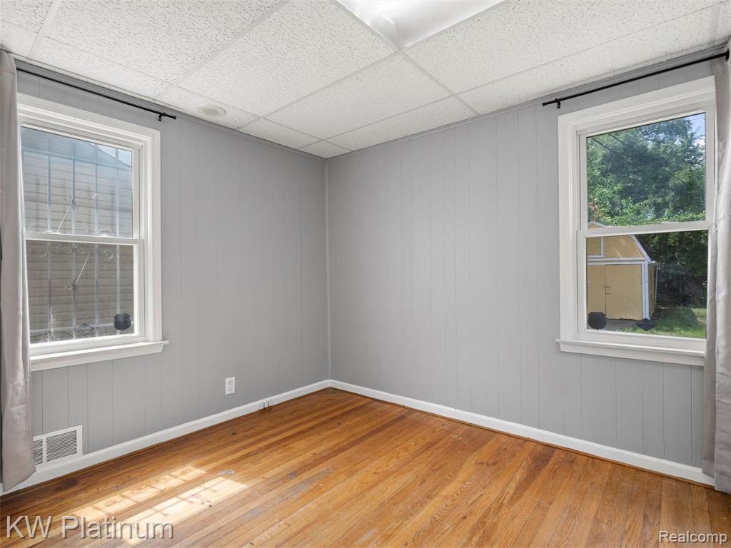 6803 Plainview Avenue, Detroit, MI 48228 — Photo 15