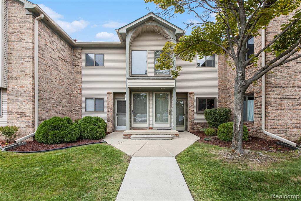 42540 Lilley Pointe Drive, Canton, MI 48187 — front exterior