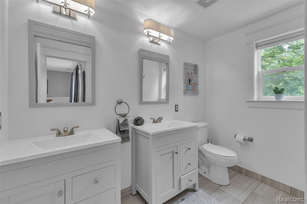 715 Gardenia Avenue, Royal Oak, MI 48067 — Photo 28