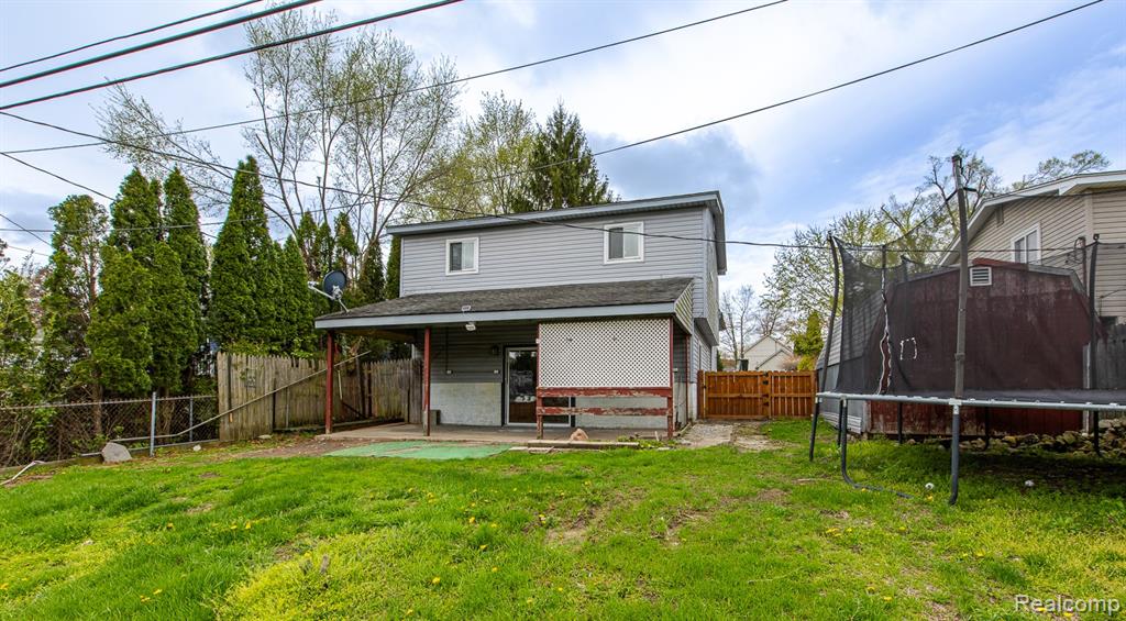 8670 N Eston Road, Clarkston, MI 48348 — Photo 24