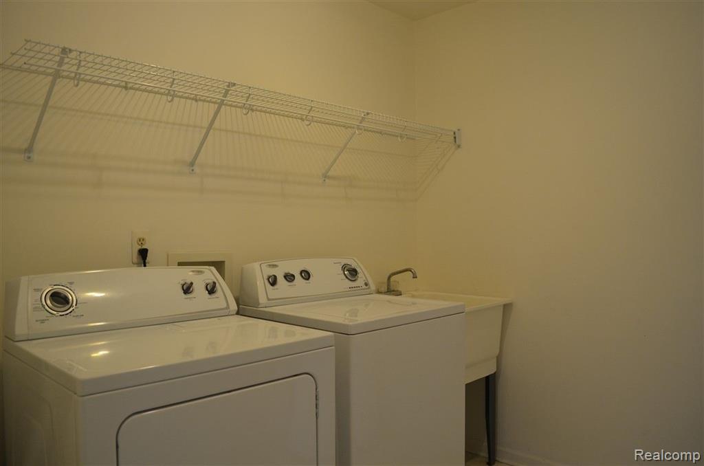 43237 CAPE Drive, Sterling Heights, MI 48313 — Photo 10