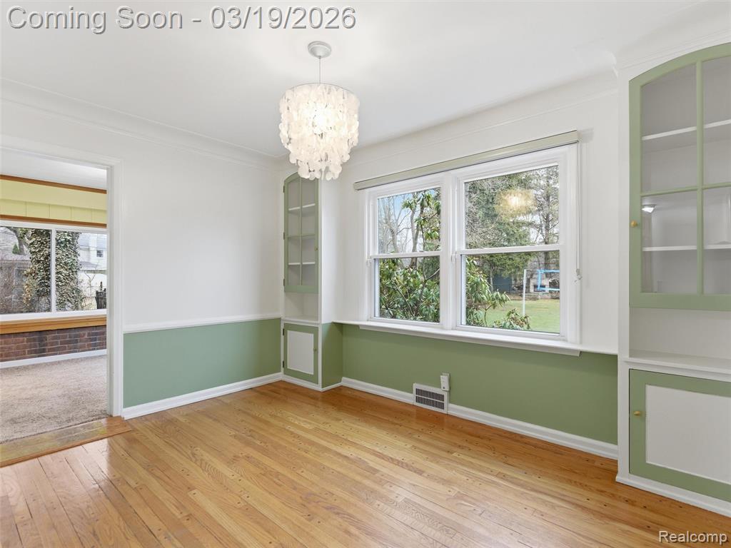 27320 Sunset Boulevard E, Lathrup Village, MI 48076 — Photo 19
