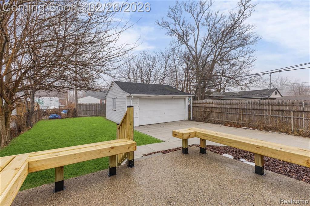 19134 Mallina Street, Grosse Pointe, MI 48236 — Photo 21