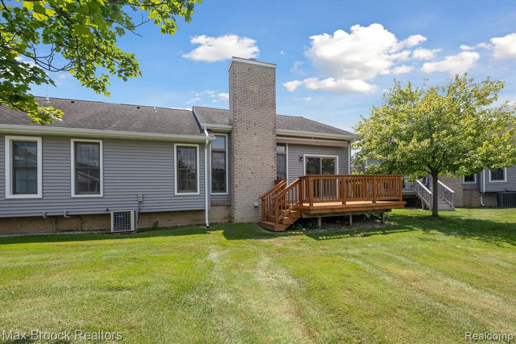 7364 GREEN MEADOW Lane, Canton, MI 48187 — Photo 29