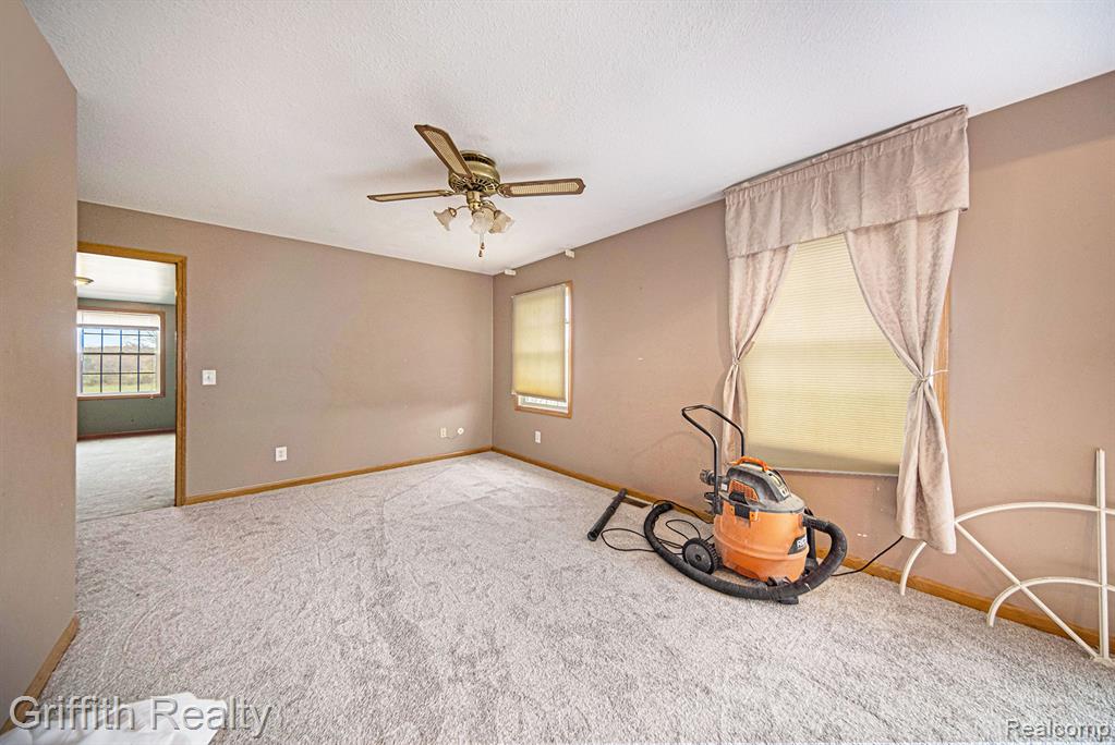 3940 E Cohoctah Road, Howell, MI 48855 — Photo 15