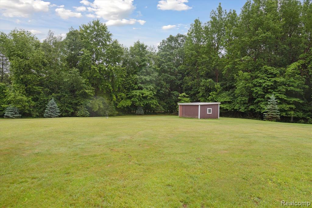 2057 W Brown Road, Mayville Vlg, MI 48744 — Photo 35