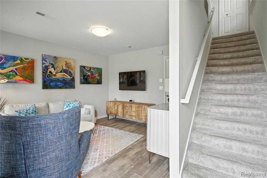3317 Parkways Boulevard, Auburn Hills, MI 48326 — Photo 13
