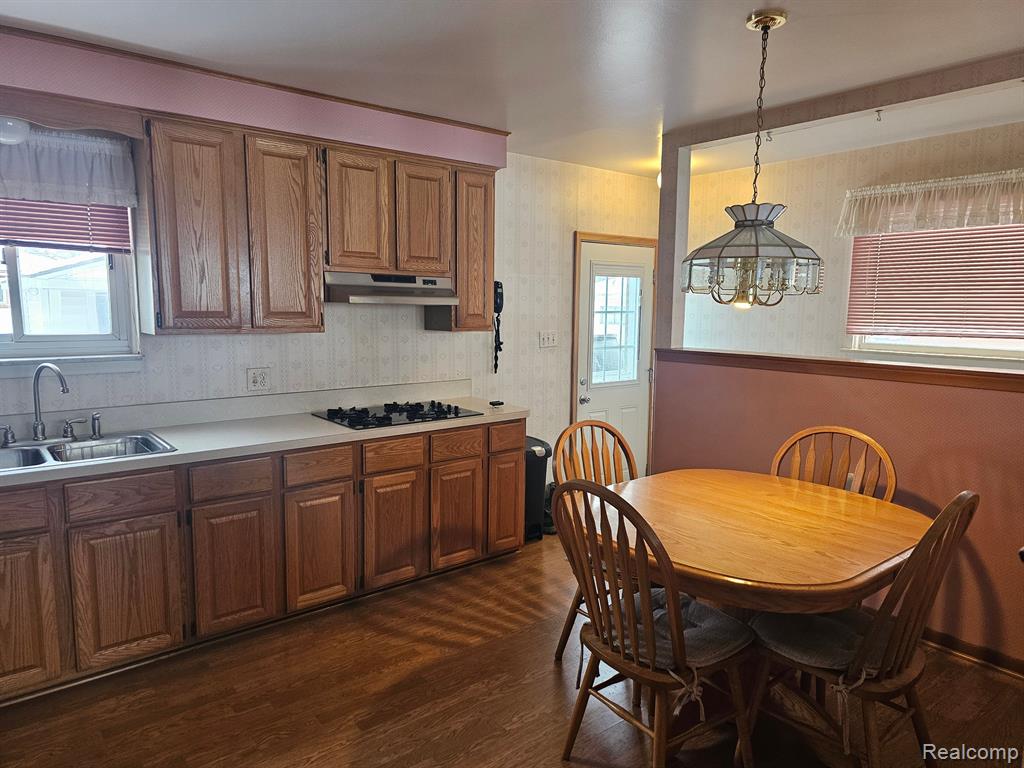 6104 SHADOWLAWN Street, Dearborn Heights, MI 48127 — Photo 5