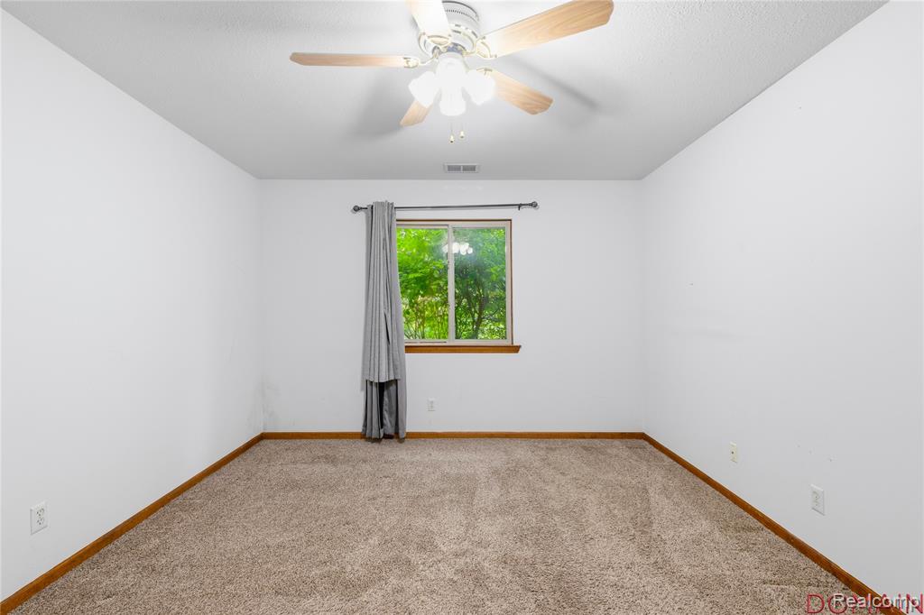 2224 Touchdown Court, 2, Ypsilanti, MI 48197 — Photo 14
