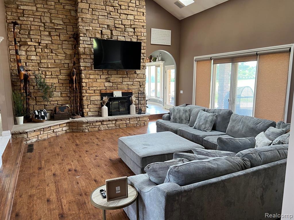 7404 CALKINS Road, Flint, MI 48532 — Photo 15