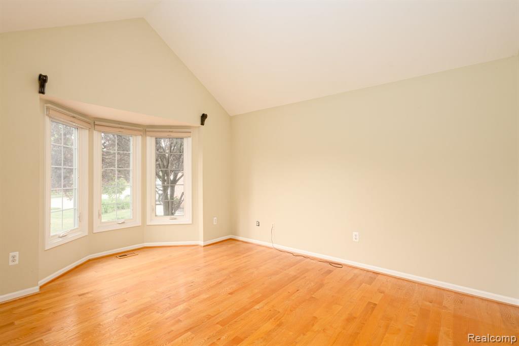 47248 Malburg Way Drive, Macomb, MI 48044 — Photo 14
