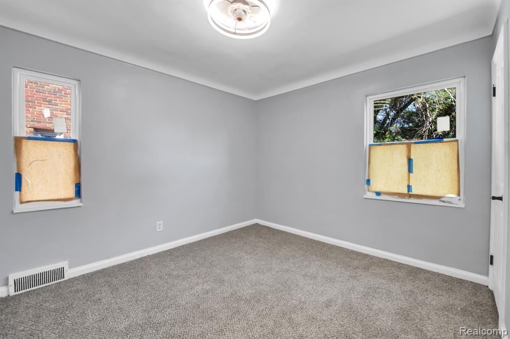 5926 BALFOUR Road, Detroit, MI 48224 — Photo 13