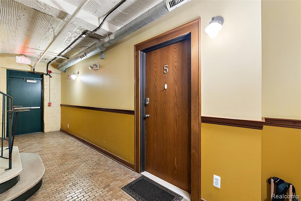 78 Watson Street, Detroit, MI 48201 — Photo 43