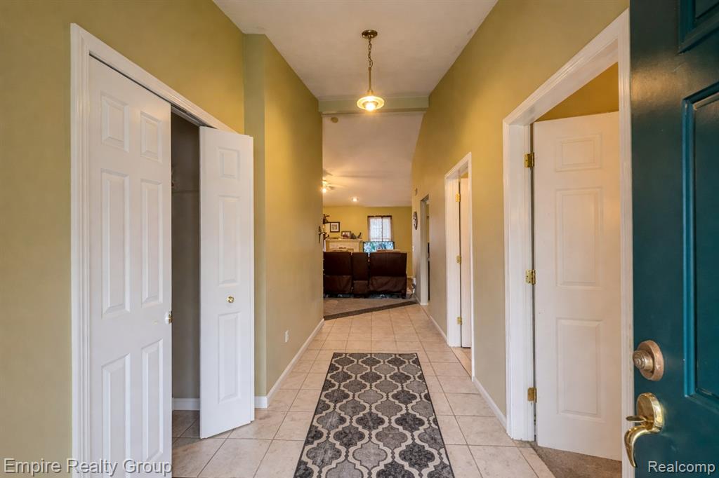 12330 Hickory E, Utica, MI 48315 — Photo 26