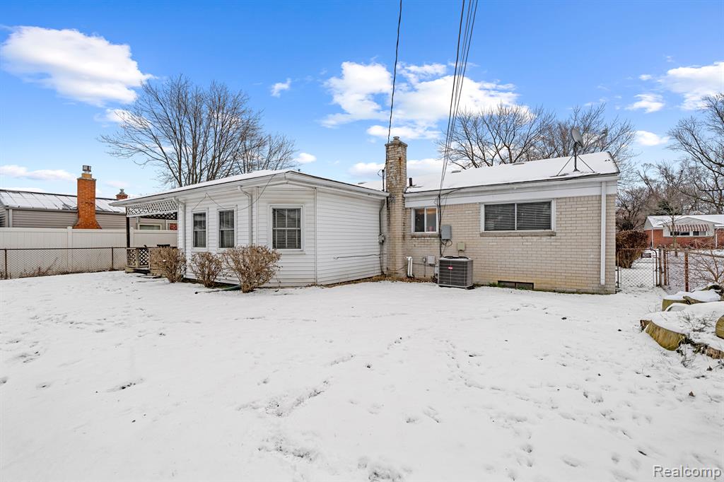 7249 MOHAWK Street, Westland, MI — Photo 34
