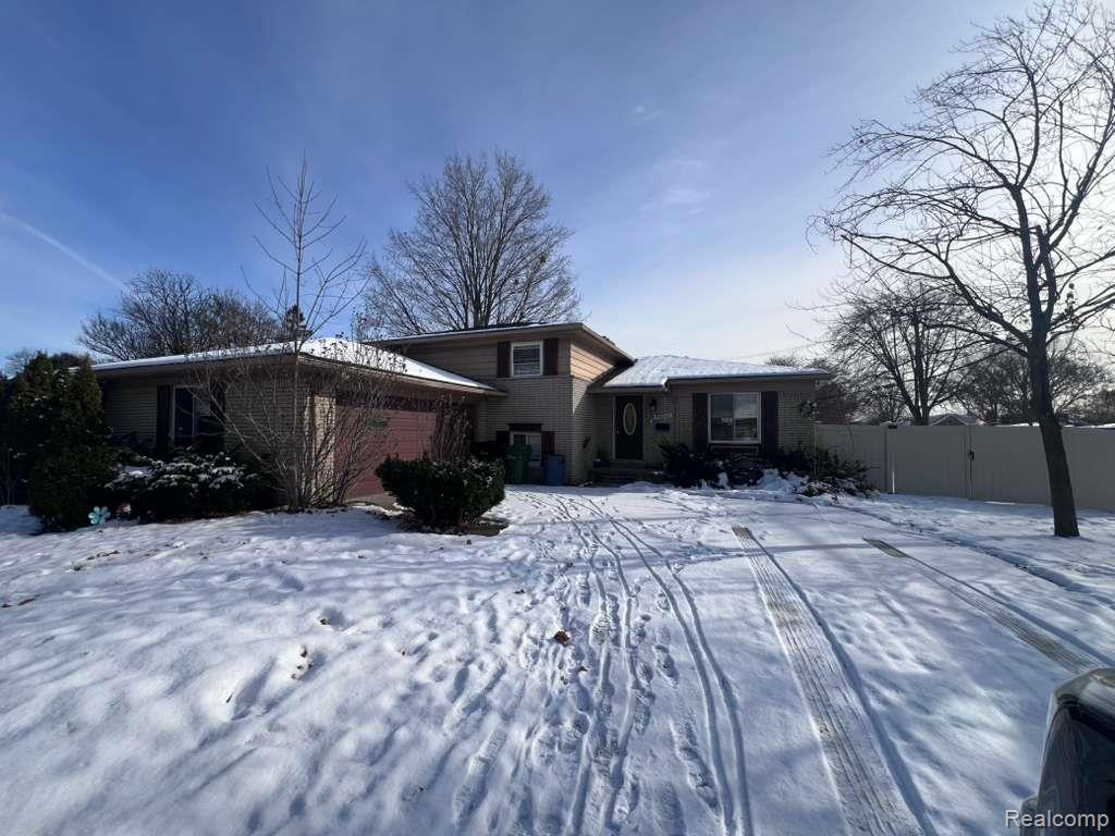 4601 Larme Avenue S, Allen Park, MI 48101 — front exterior