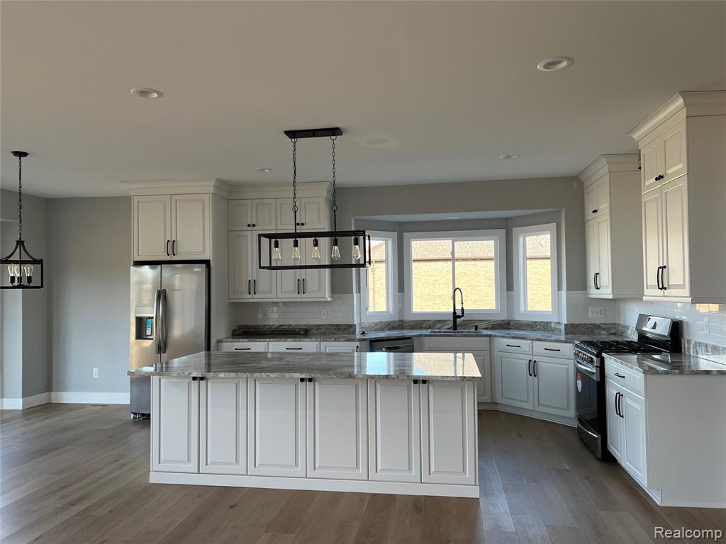 02 Bur Oak Lane, Oakland, MI — Photo 3