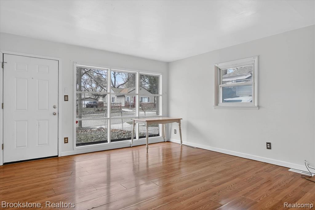 506 Emerson Avenue, Pontiac, MI 48342 — Photo 7