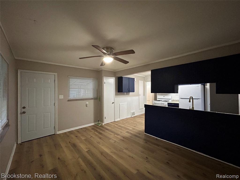 7243 Dacosta, Redford, MI 48239 — Photo 17