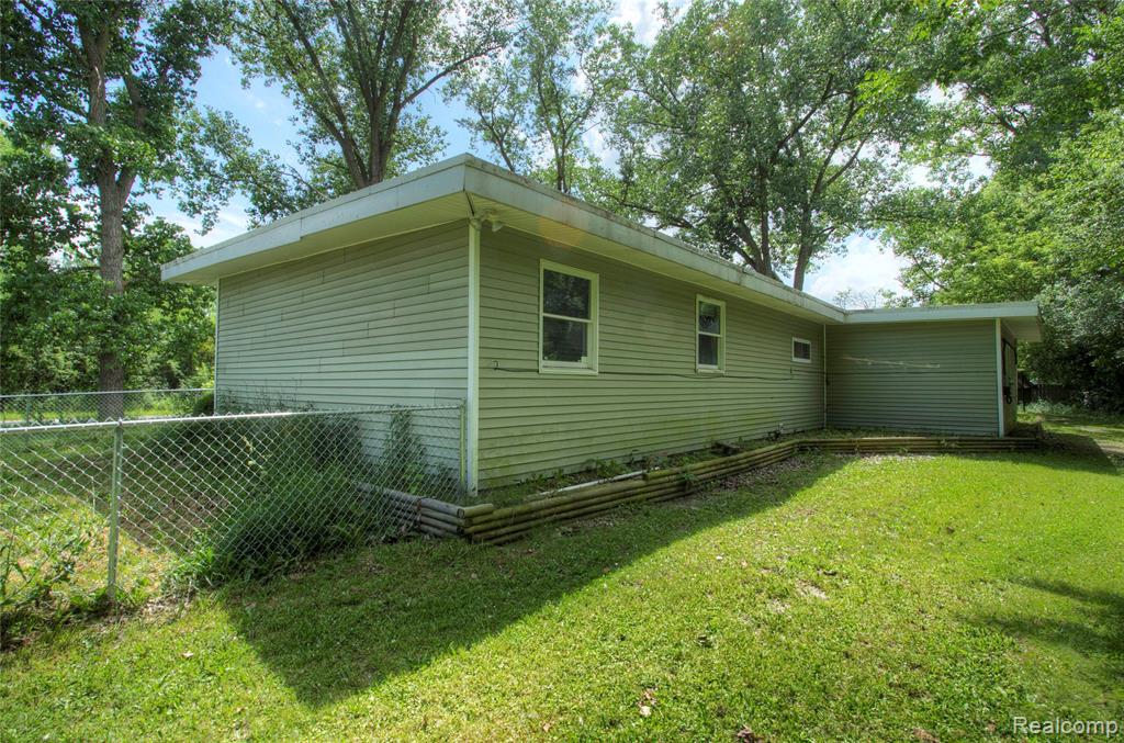 1906 Banner Road, Saginaw, MI 48601 — Photo 37